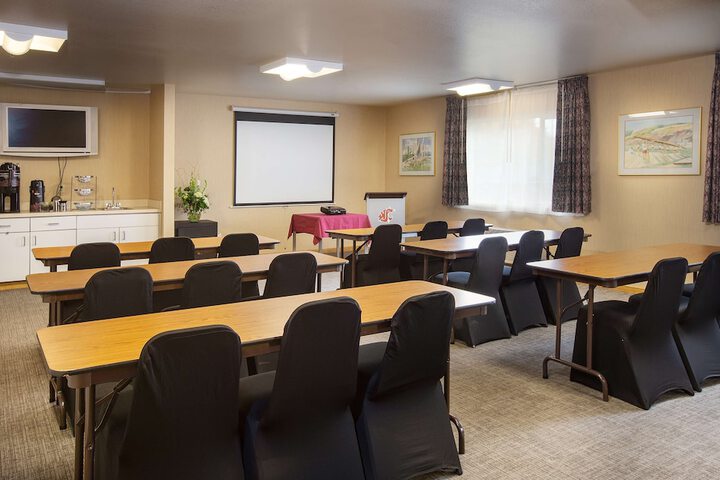 Meeting 24 of 32