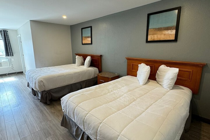 Room 17 of 29