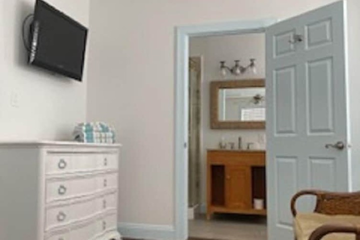 SaltWater Inn