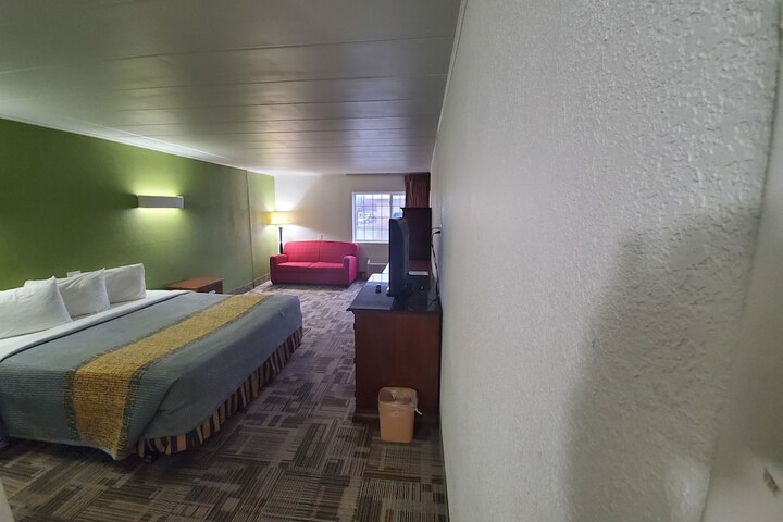 Royal Inn