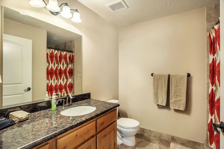 Room 15 of 24