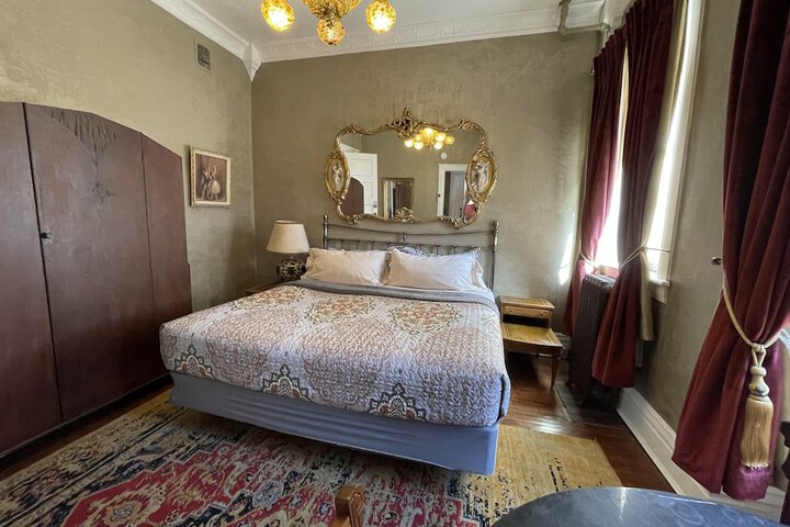 Room 78 of 90