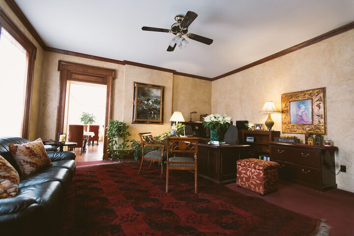 The Mount Vernon Inn