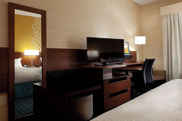 Room 13 of 31
