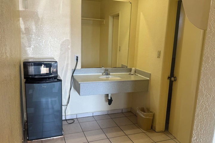 Cloud 9 Motel