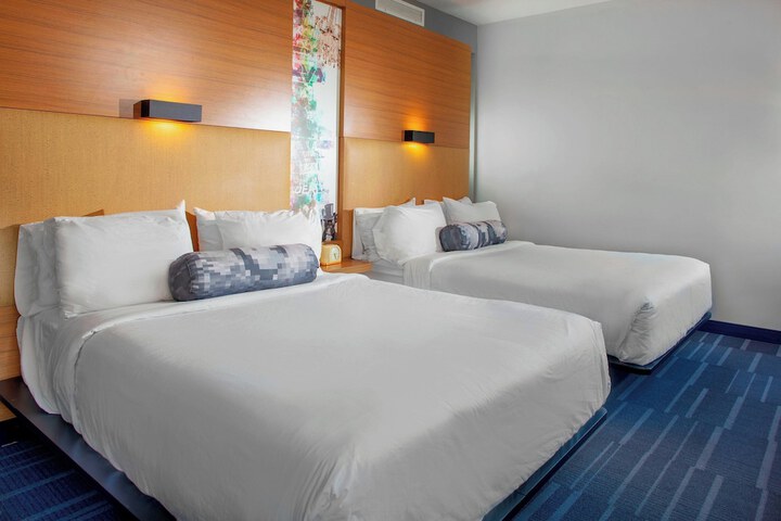 Room 7 of 25