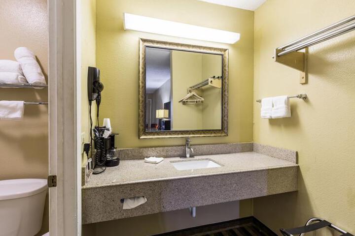 Rodeway Inn