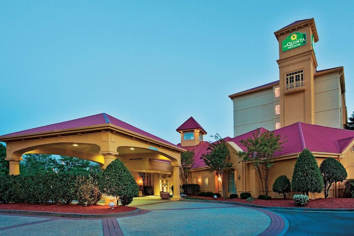 Hotel 4 of 53