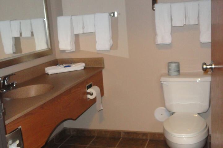 Room 26 of 37