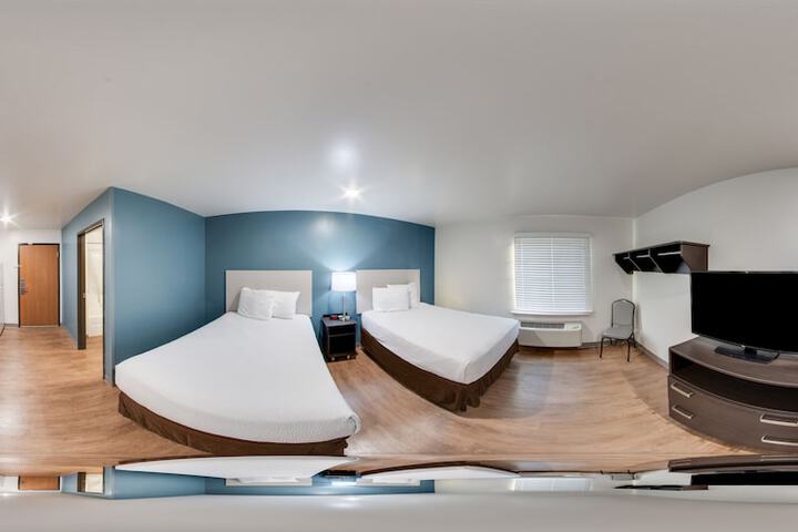 Room 22 of 46