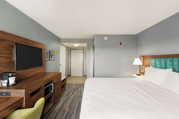Room 15 of 31