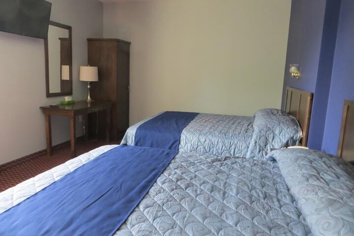 Room 13 of 48
