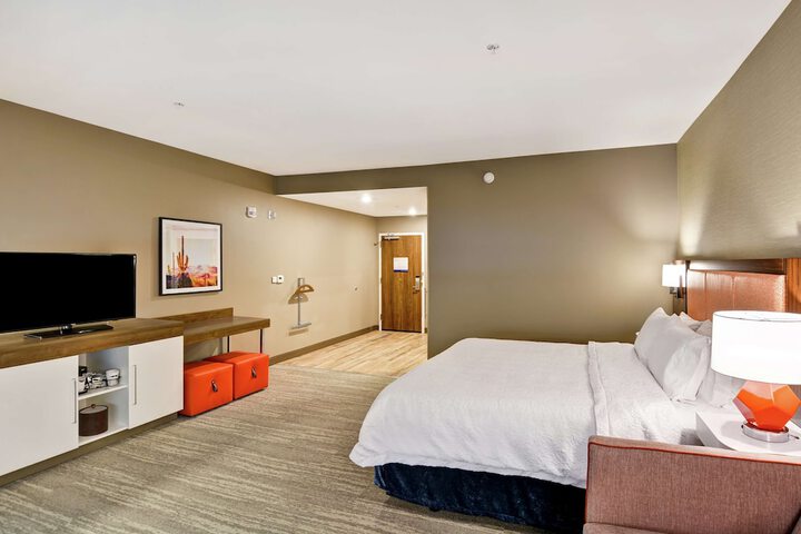 Room 21 of 41