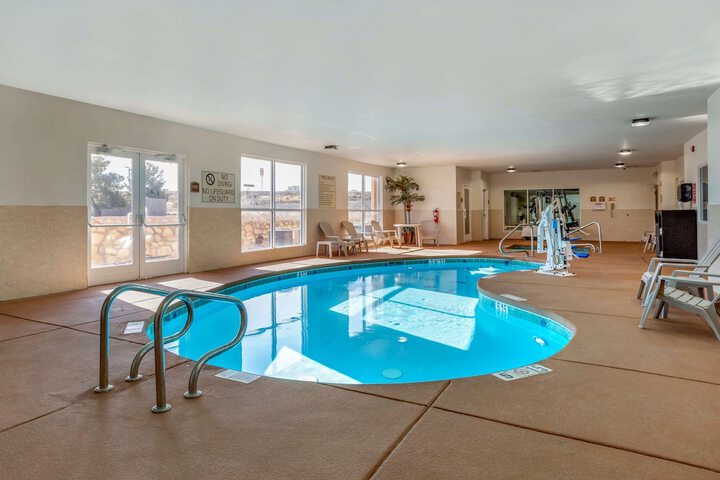 Pool 6 of 44