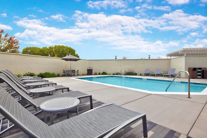 Pool 3 of 24