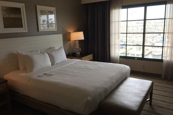 DoubleTree by Hilton San Pedro - Port of Los Angeles