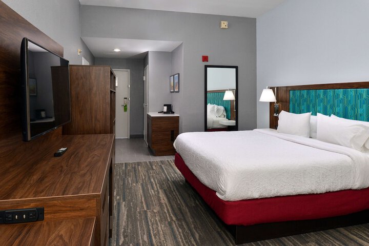 Room 21 of 42