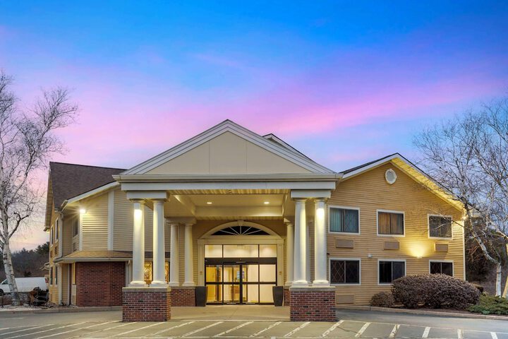 Best Western The Inn at Sharon / Foxboro