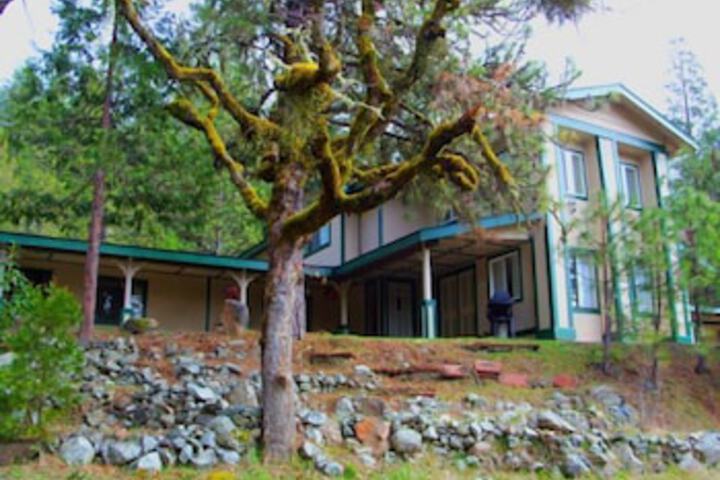 Creekside Condo at the Kelly Lodge Holiday home 2 BestStayz.1