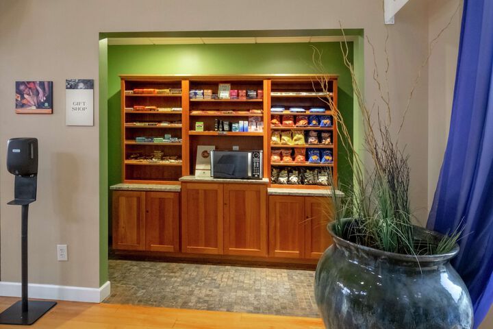 Gift Shop 42 of 43
