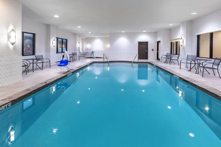 Holiday Inn Hotel & Suites Tulsa South by IHG