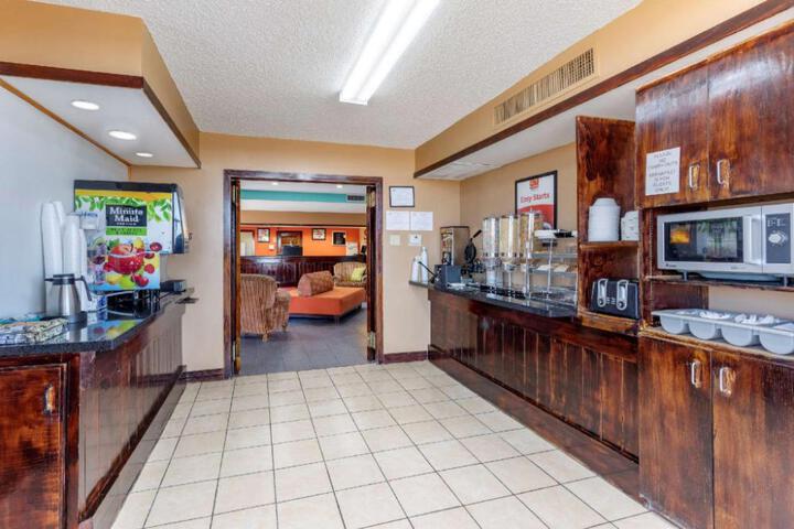 Econo Lodge Wichita Falls Downtown