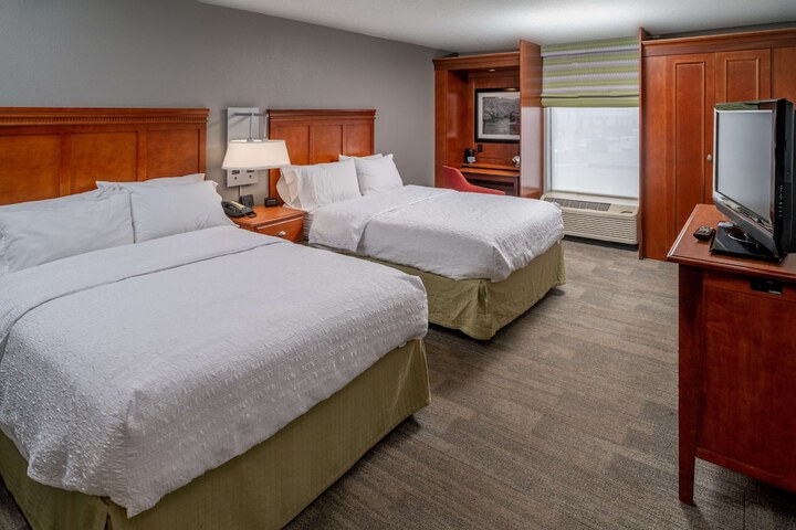 Hampton Inn Charleston-Downtown