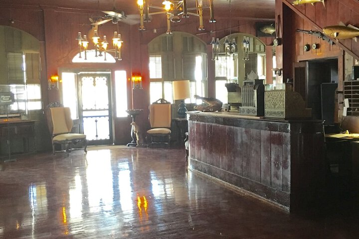 Hotel Interior 8 of 18