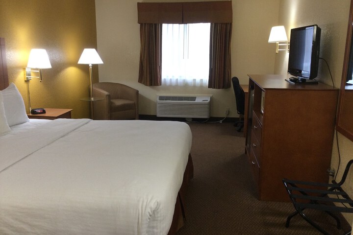 Room 12 of 21