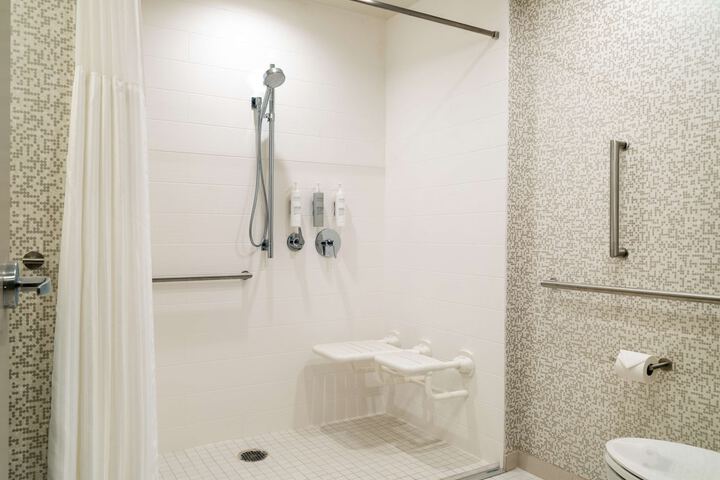Home2 Suites by Hilton Atlanta Airport College Park