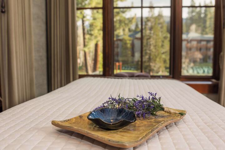 Hyatt Regency Lake Tahoe Resort Spa and Casino