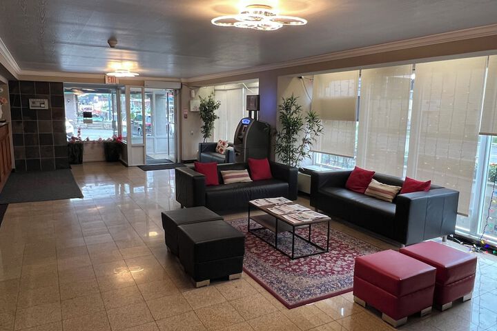 Hotel Interior 7 of 37