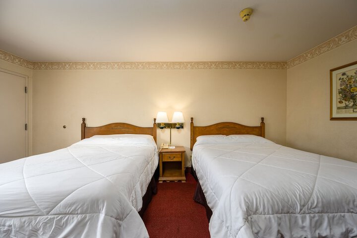 Room 17 of 36