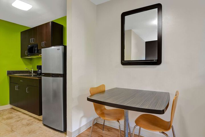 Studio 6 Extended Stay - Atlanta GA - Chamblee