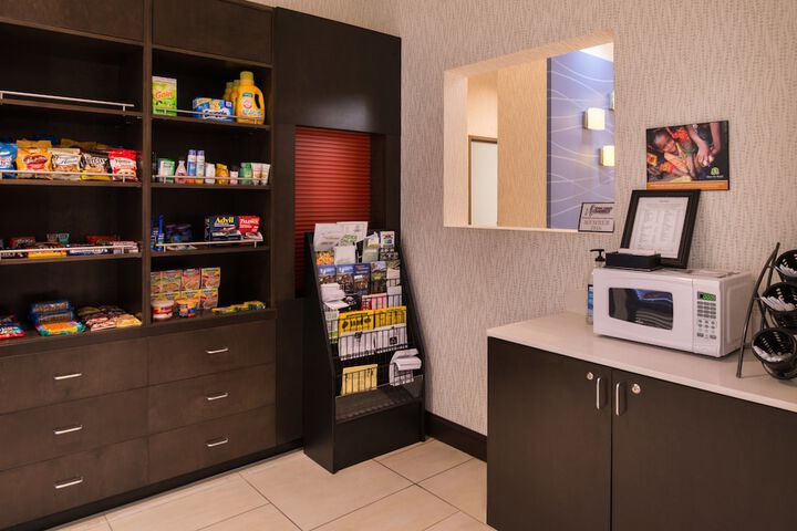 Holiday Inn Express & Suites Monroe by IHG
