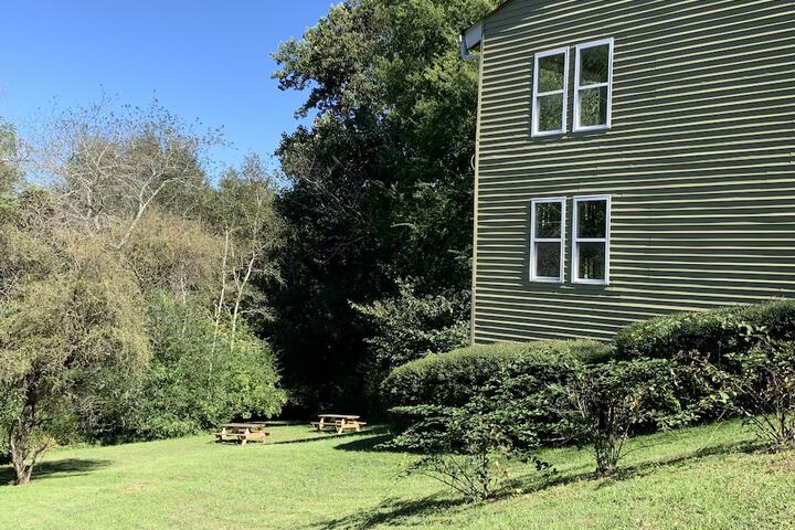 Woodbridge Inn & Tavern