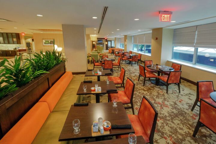 Hilton Garden Inn Buffalo Downtown