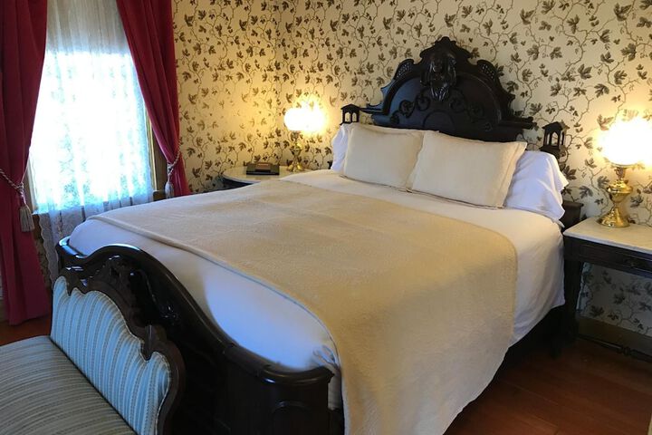 Room 52 of 72