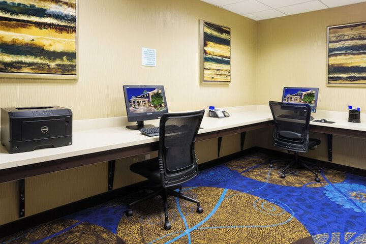 Holiday Inn Express & Suites Midland Loop 250 by IHG