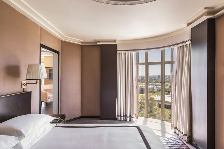 Room 18 of 45