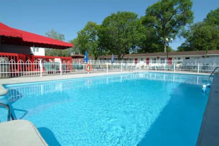 Pool 3 of 37
