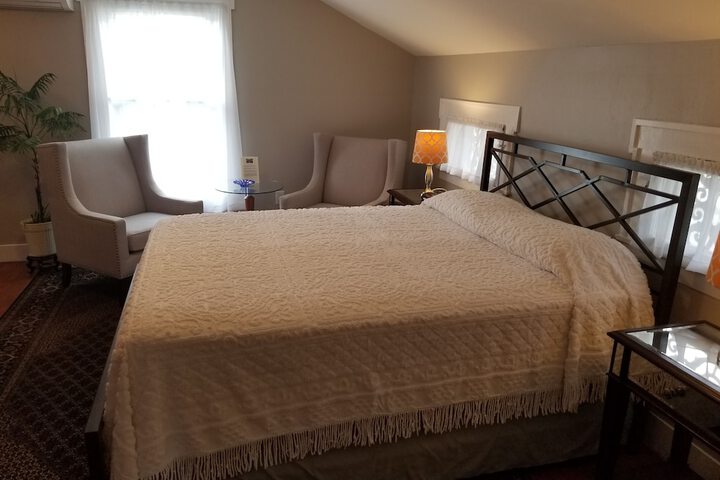 The Blackberry Inn Bed & Breakfast
