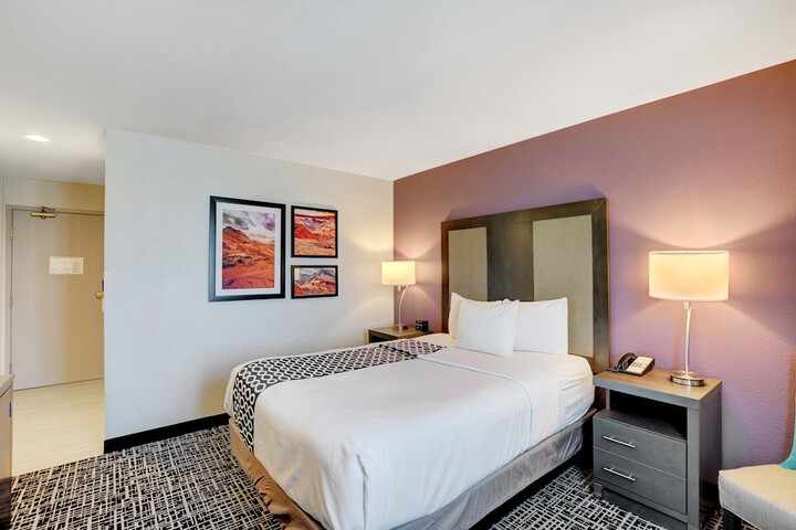 Room 25 of 50