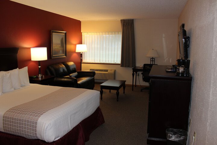 Room 27 of 68