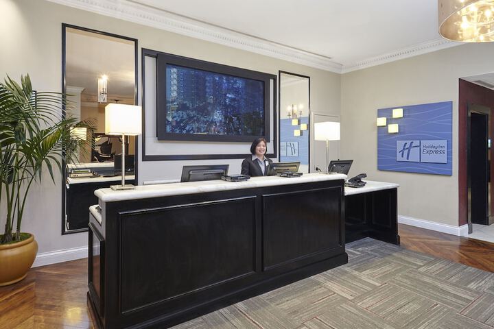 Hotel 9 of 65