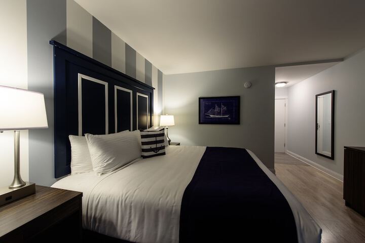 Room 22 of 56