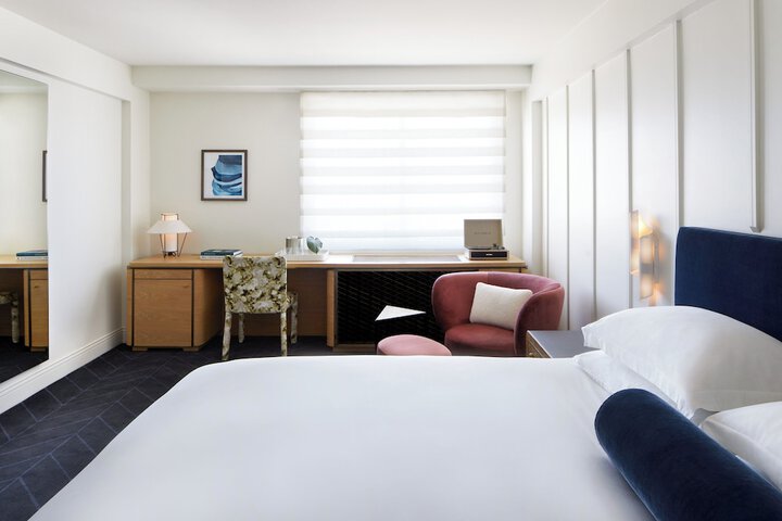 Kimpton Alton Fishermans Wharf by IHG