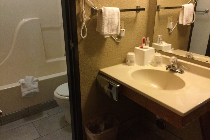 Room 12 of 24
