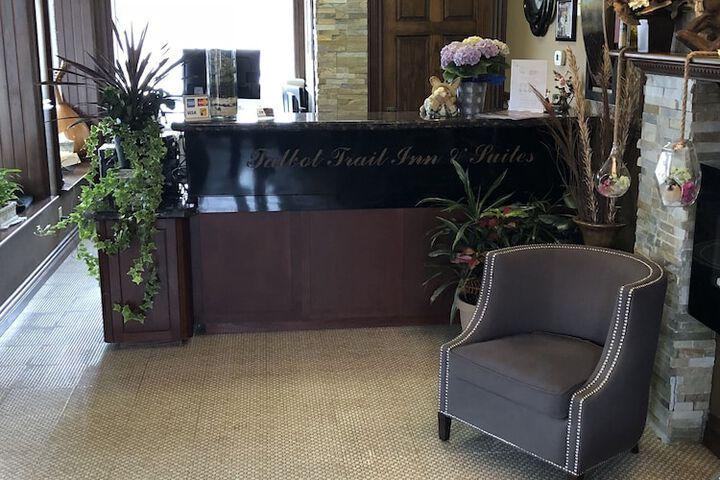 Talbot Trail Inn & Suites