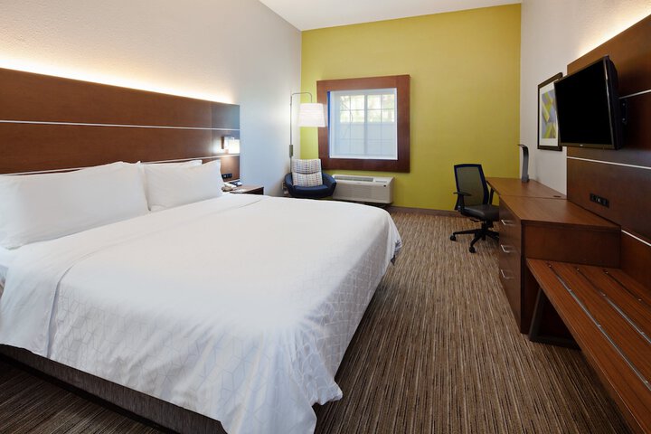 Holiday Inn Express & Suites Rancho Mirage - Palm Spgs Area by IHG